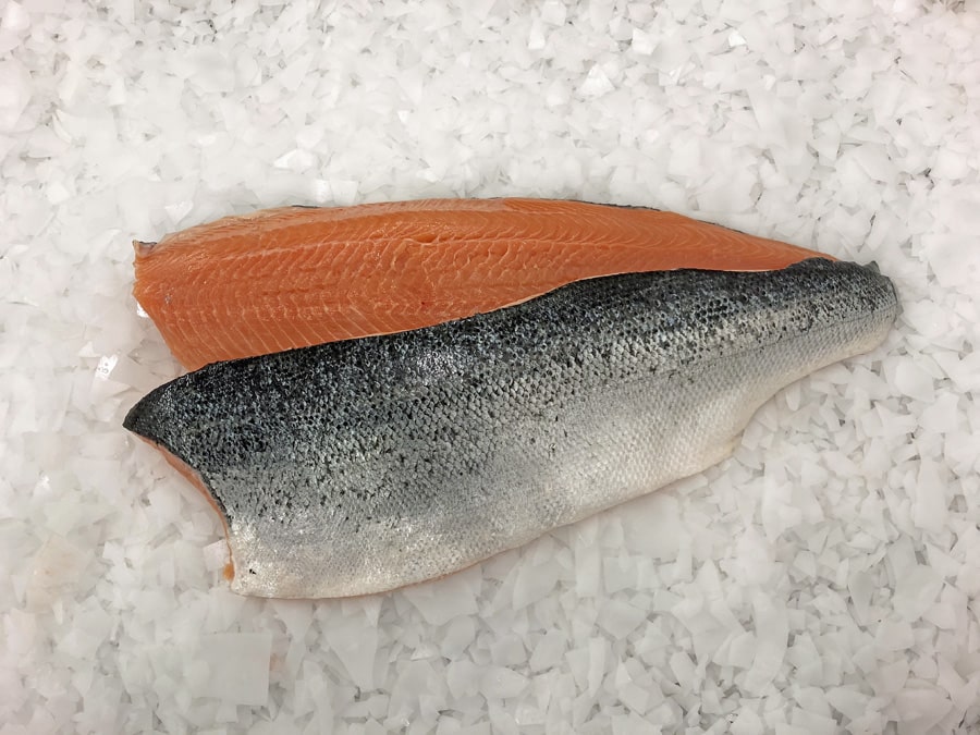 Zalmfile met vel